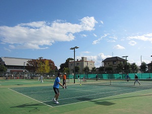 テニス練習風景